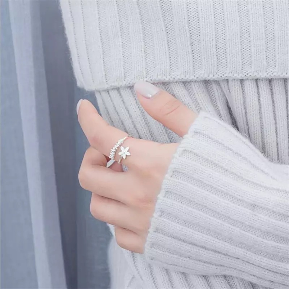 ◾️ Fresh Simple Flower Adjustable Ring - Picture 3 of 5
